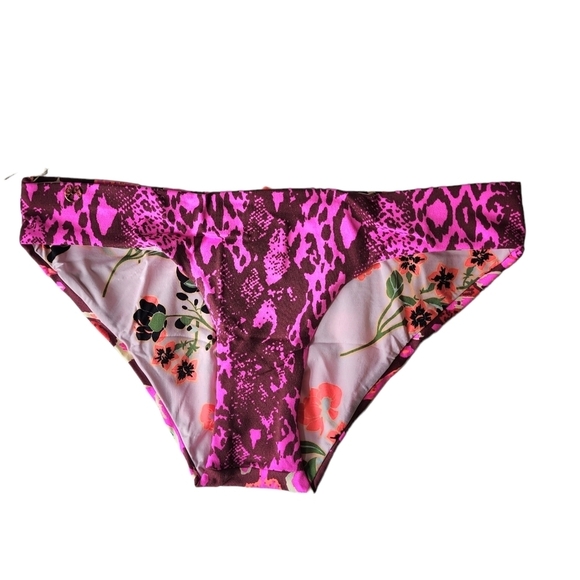 Maaji Love Potion Sublime Reversible Bikini Bottoms - Picture 3 of 11
